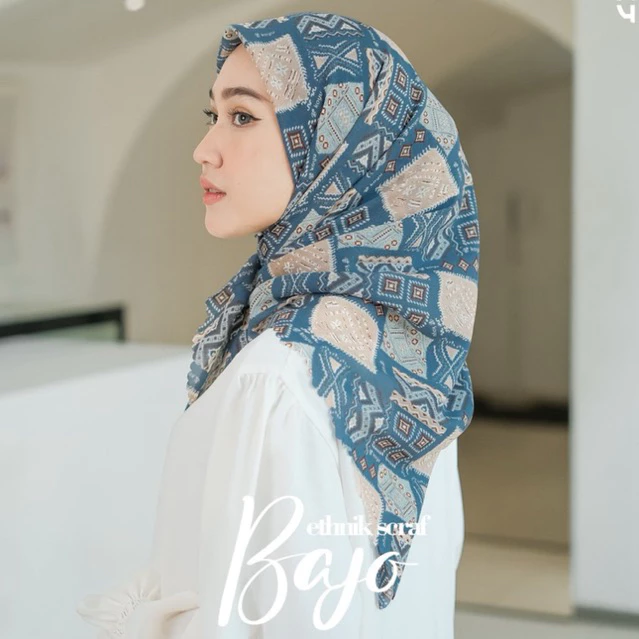 Koyu Hijab Segiempat Viney Jepang Scraft Ethnik Bajo